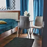 Corleone Aparthotel *